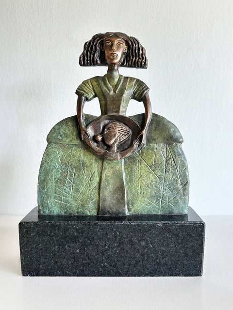 Gonzalo Cienfuegos • Menina